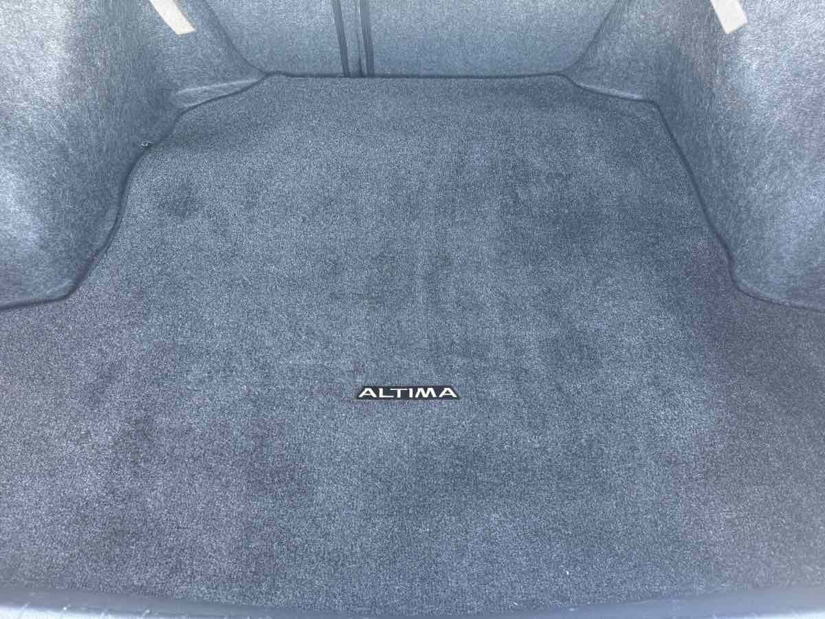 Used 2016 Nissan Altima 2.5 SR image 13