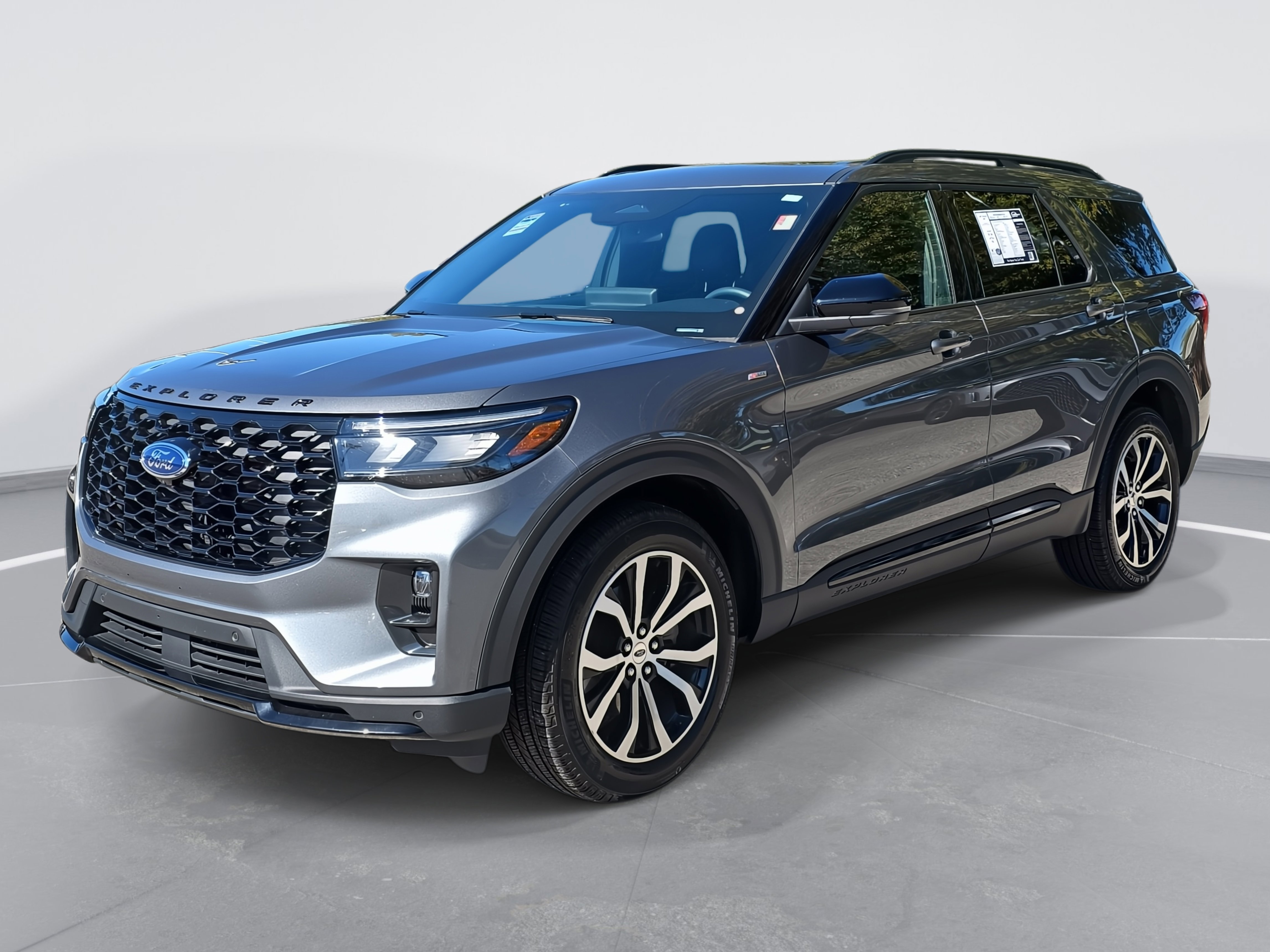 Used 2025 Ford Explorer ST-Line