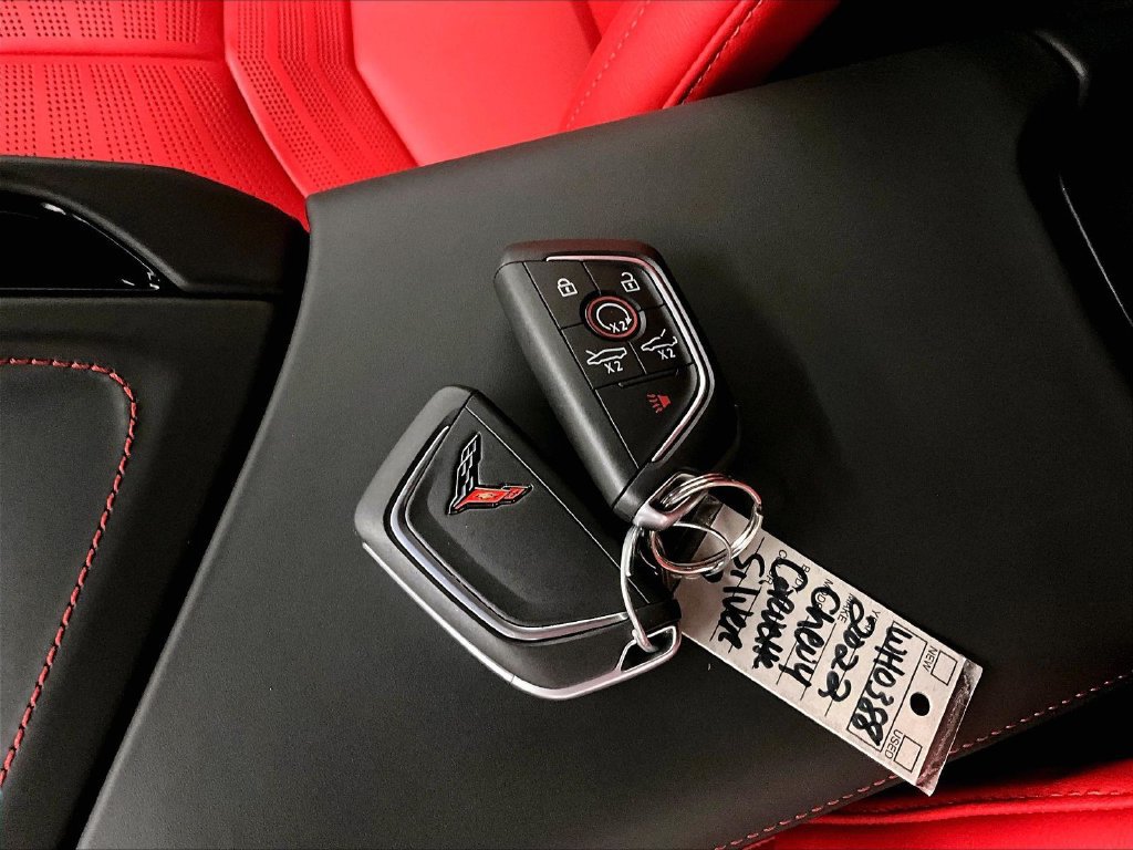 Used 2022 Chevrolet Corvette Stingray Premium Cpe w/ Z51 Performance Package RWD image 31