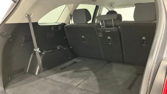 Used 2019 Kia Sorento LX image 28