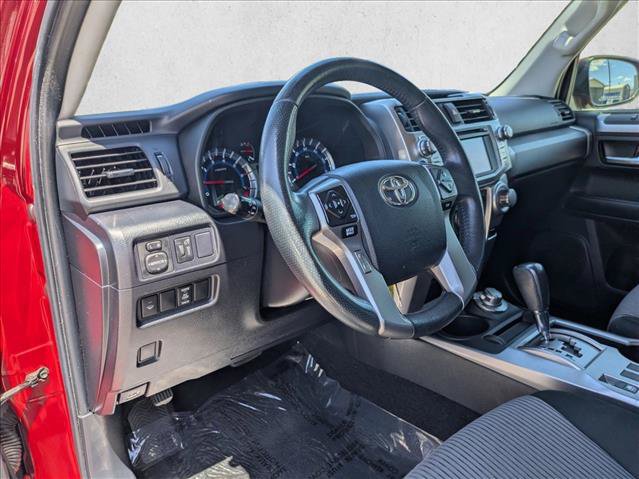 Certified 2018 Toyota 4Runner SR5 AWD/4WD image 10