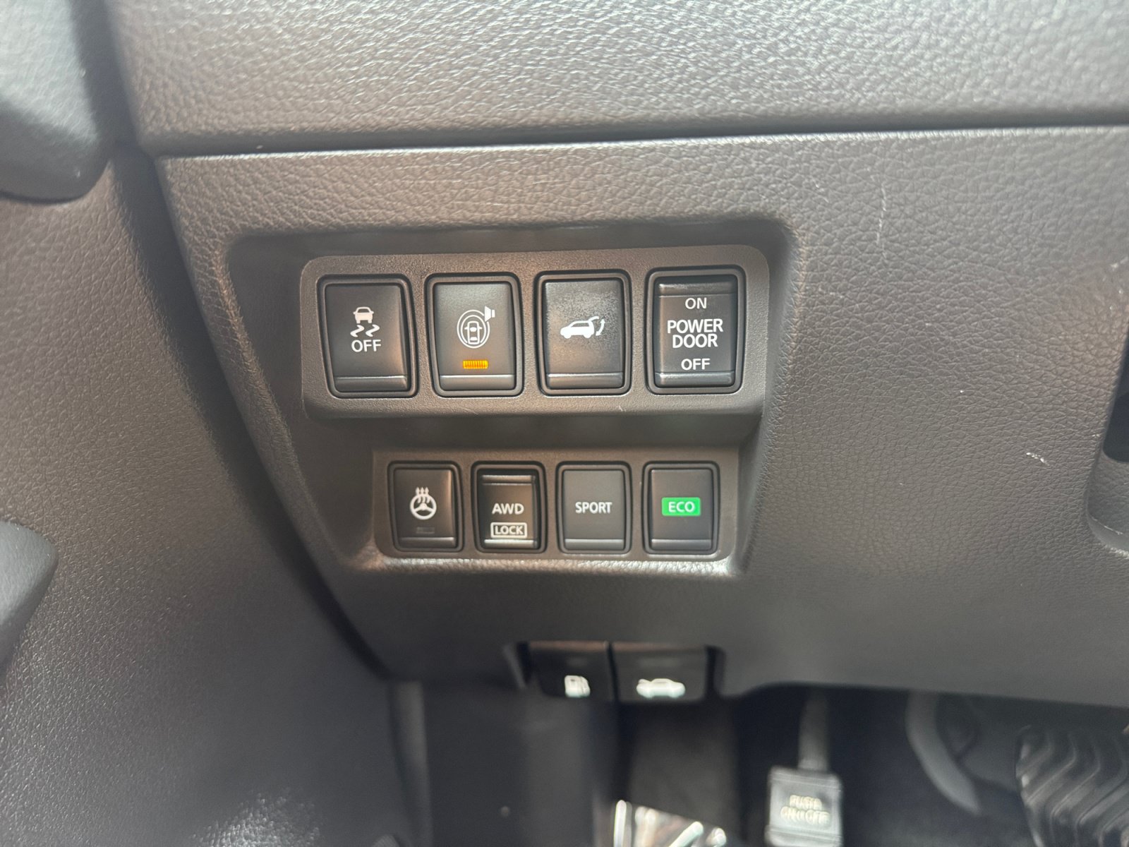 Used 2017 Nissan Rogue SL AWD/4WD image 29