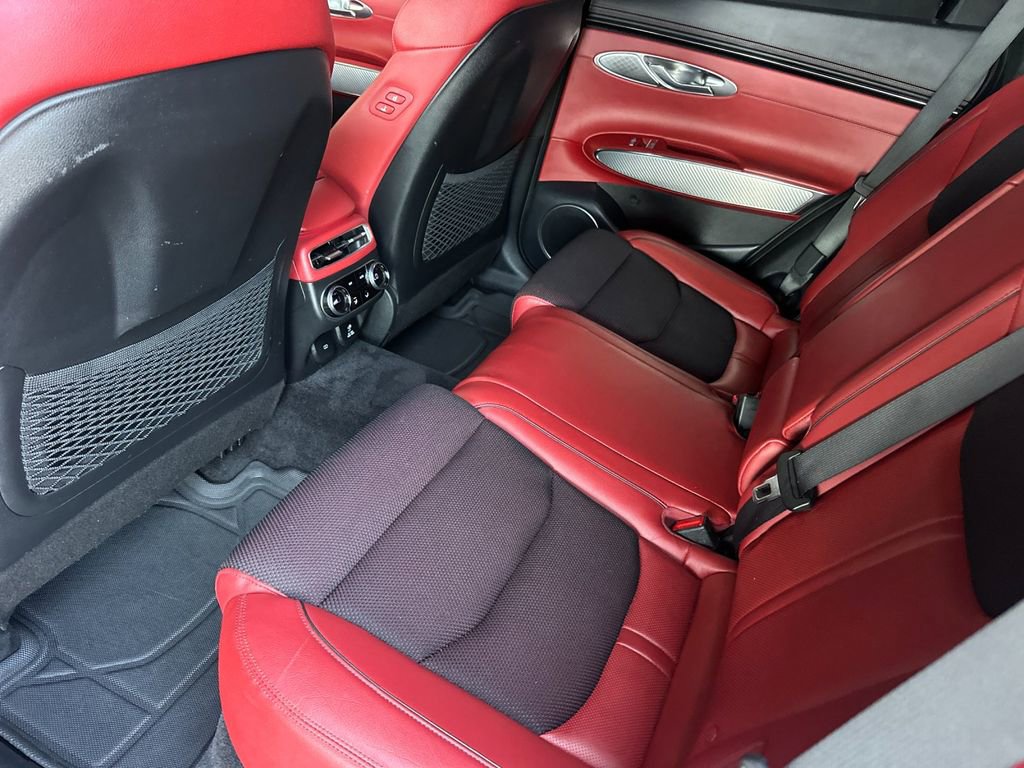 Used 2023 Genesis GV70 2.5T Sport Prestige w/ Sport Prestige Package image 12