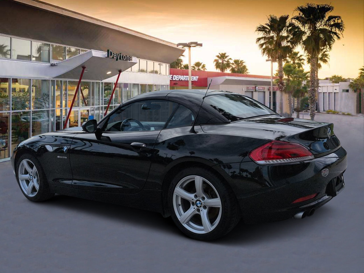Used 2012 BMW Z4 sDrive28i RWD image 5
