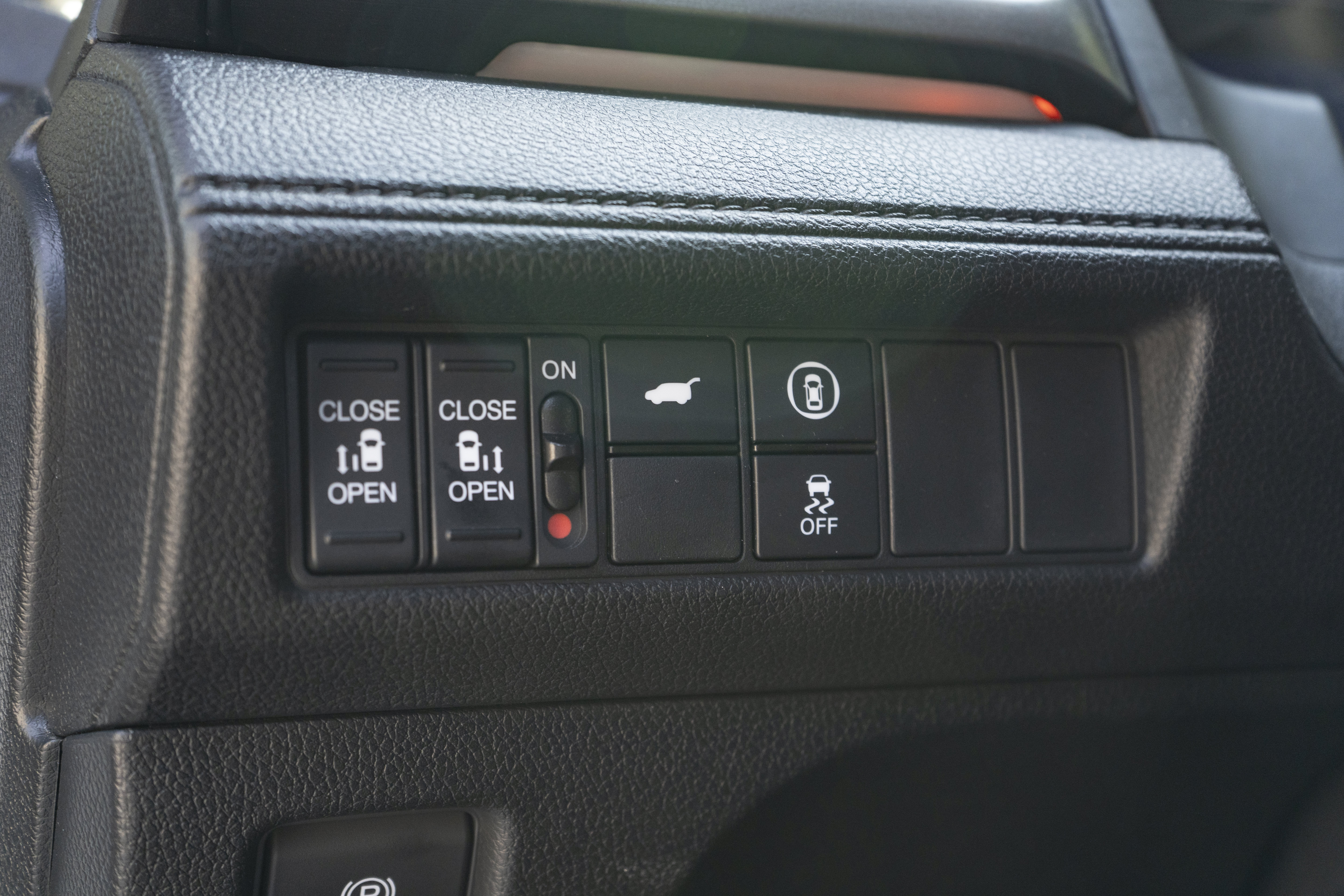Used 2024 Honda Odyssey Sport image 39