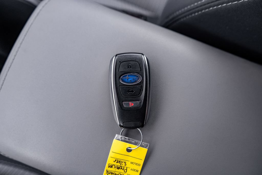 Used 2023 Subaru Outback Premium AWD/4WD image 31