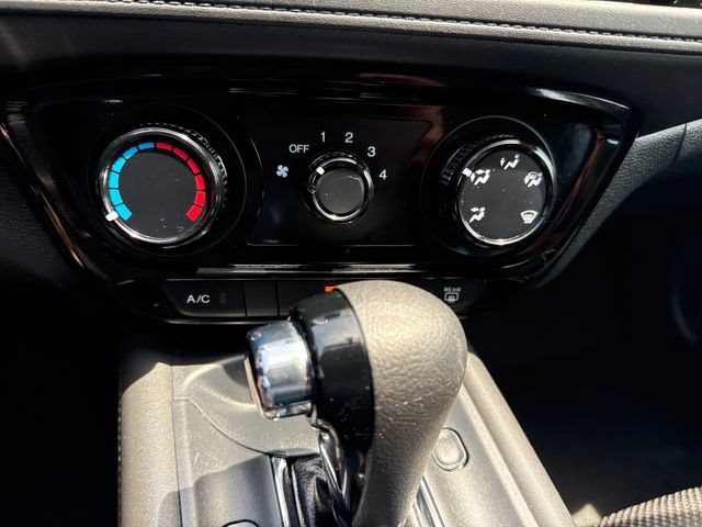 Used 2022 Honda HR-V LX image 30