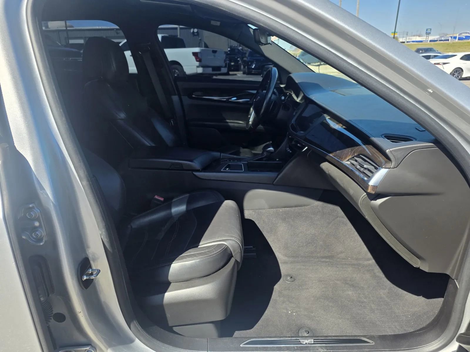 Used 2018 Cadillac CT6 Luxury image 17