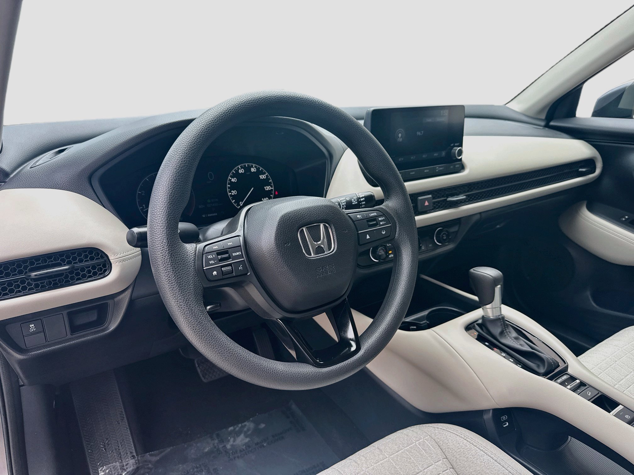 Used 2025 Honda HR-V LX image 7