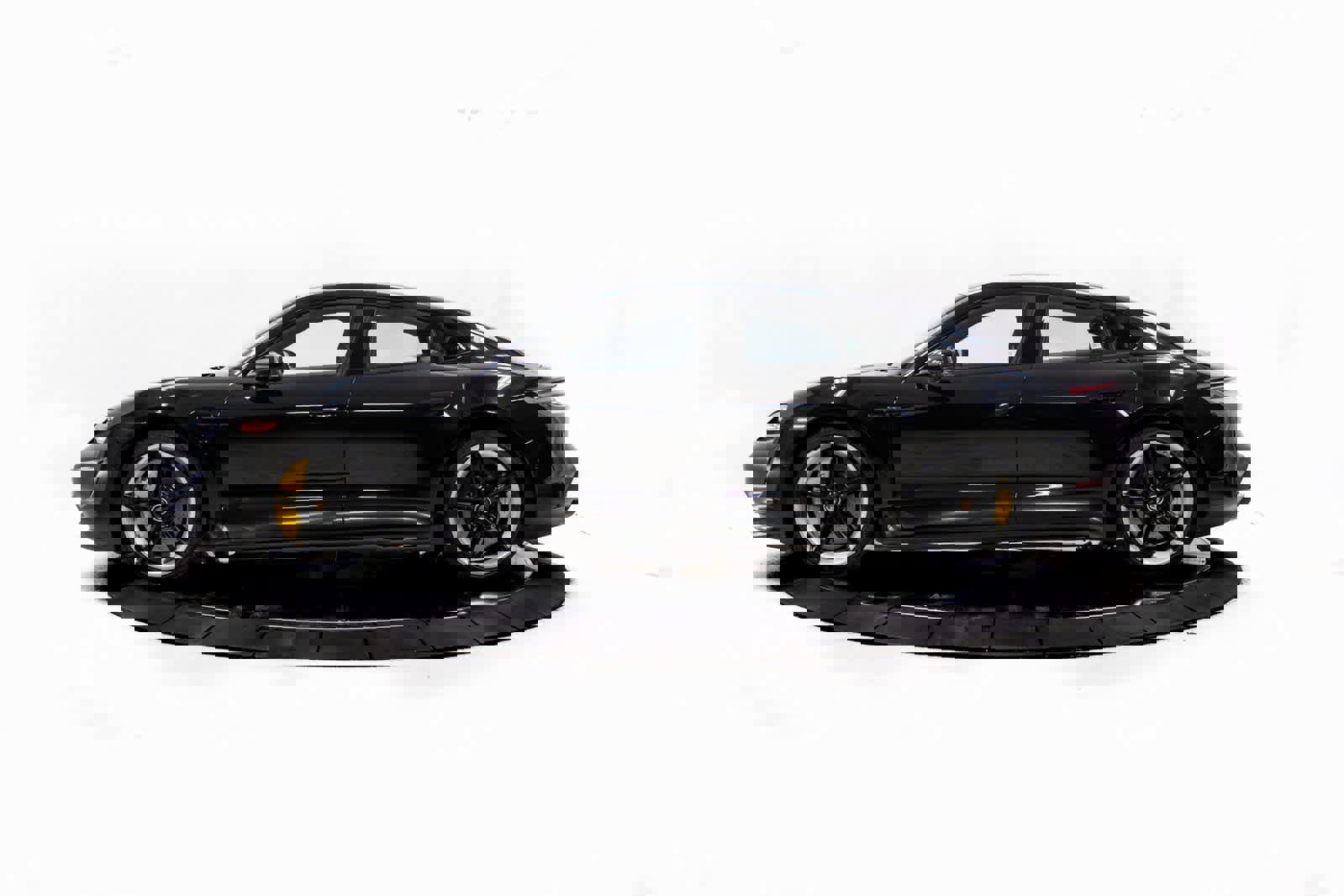 Certified 2020 Porsche Taycan Turbo S image 2