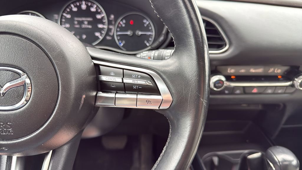 Used 2021 MAZDA CX-30 FWD 2.5 S w/ Premium Package image 32