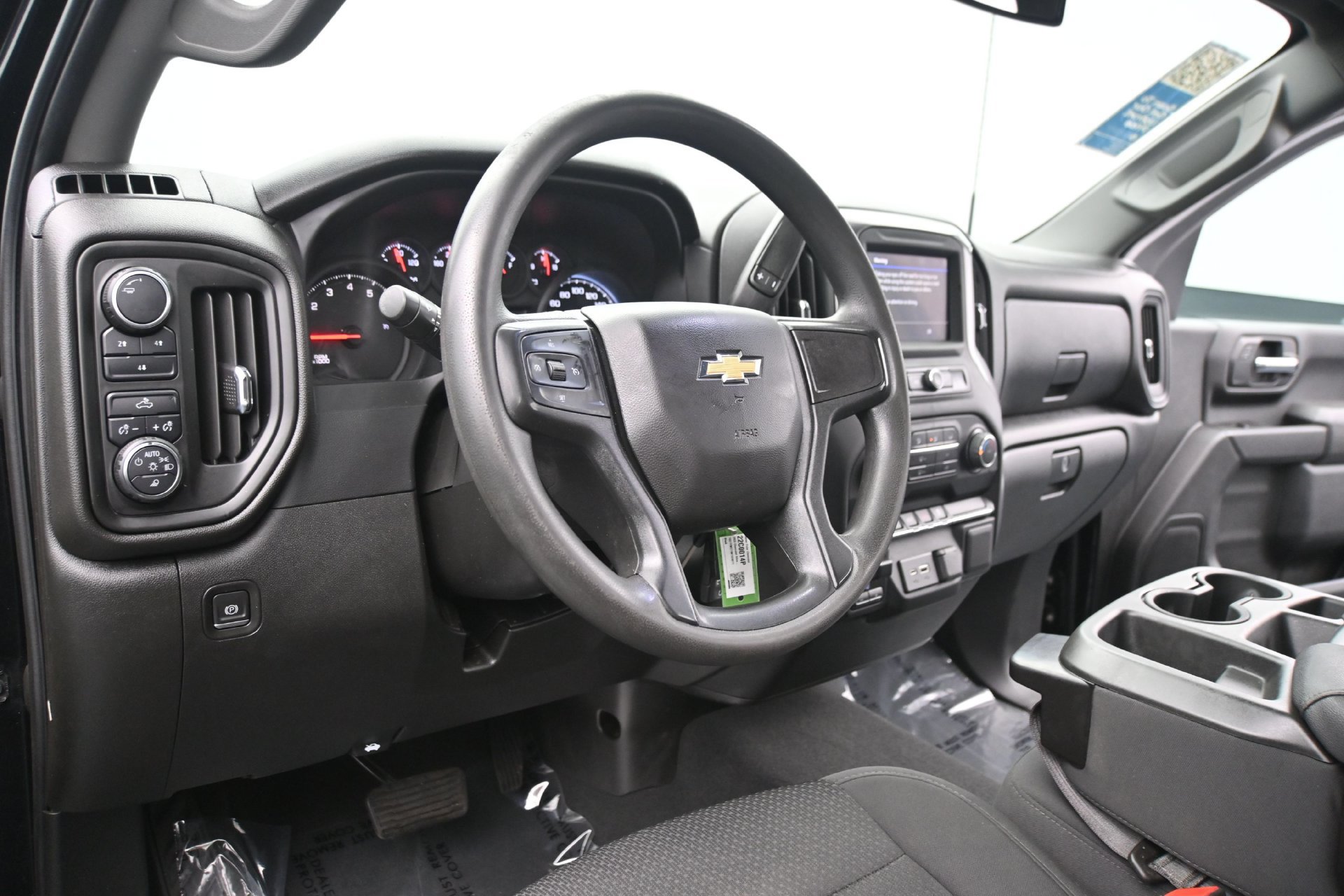 Used 2022 Chevrolet Silverado 2500 Custom w/ Custom Value Package AWD/4WD image 20