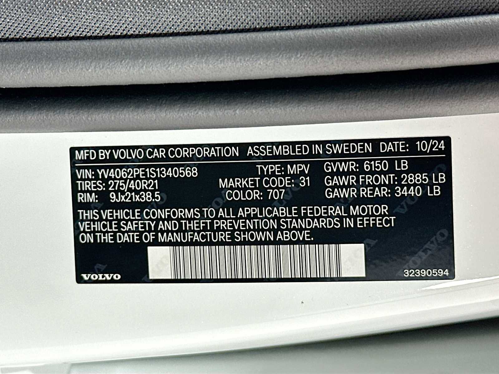 Used 2025 Volvo XC90 B6 Plus w/ Protection Package Premier image 29