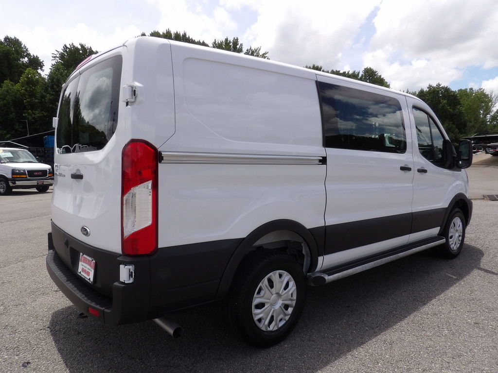 Used 2025 Ford Transit 250 Low Roof w/ Exterior Upgrade Package RWD image 8