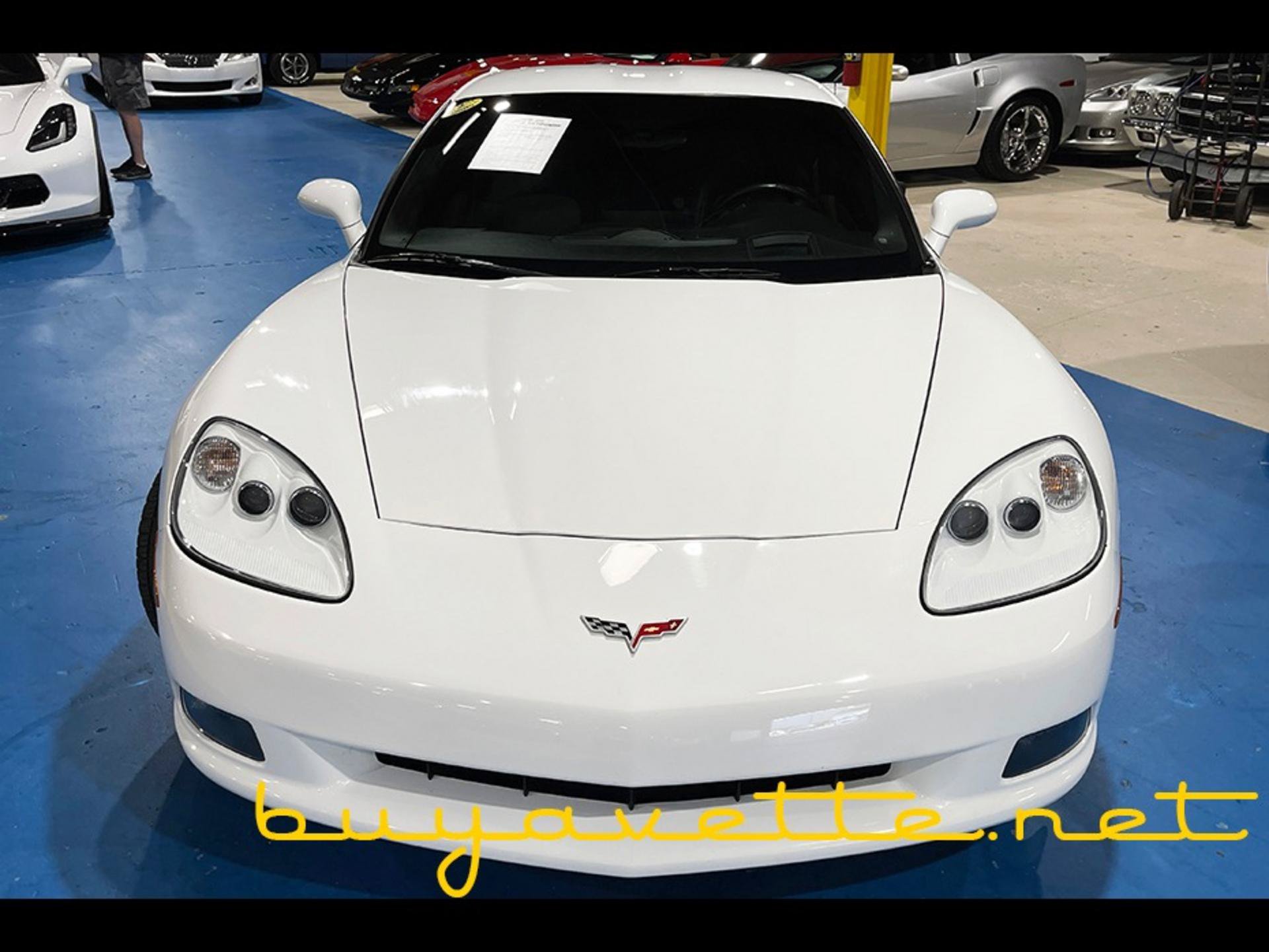 Used 2008 Chevrolet Corvette Coupe w/ Preferred Equipment Group RWD image 4