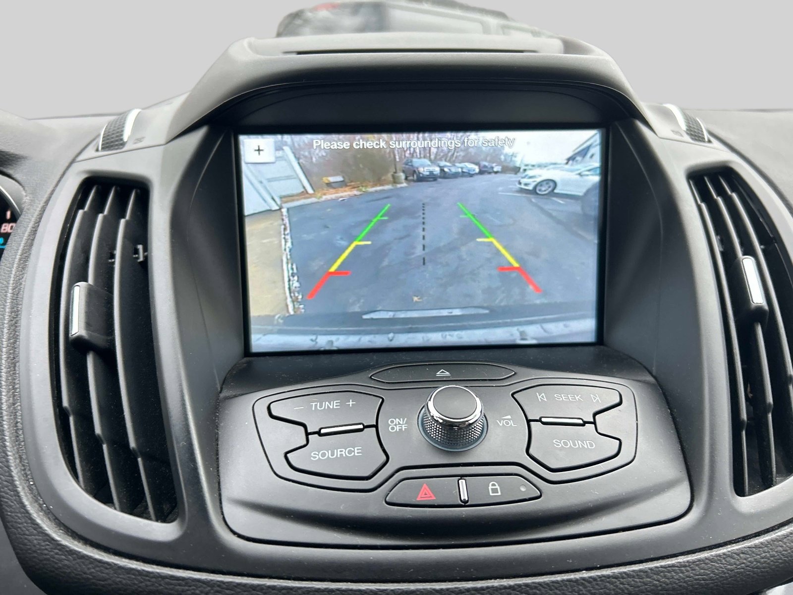 Used 2016 Ford Escape SE w/ SE Leather Comfort Package image 30