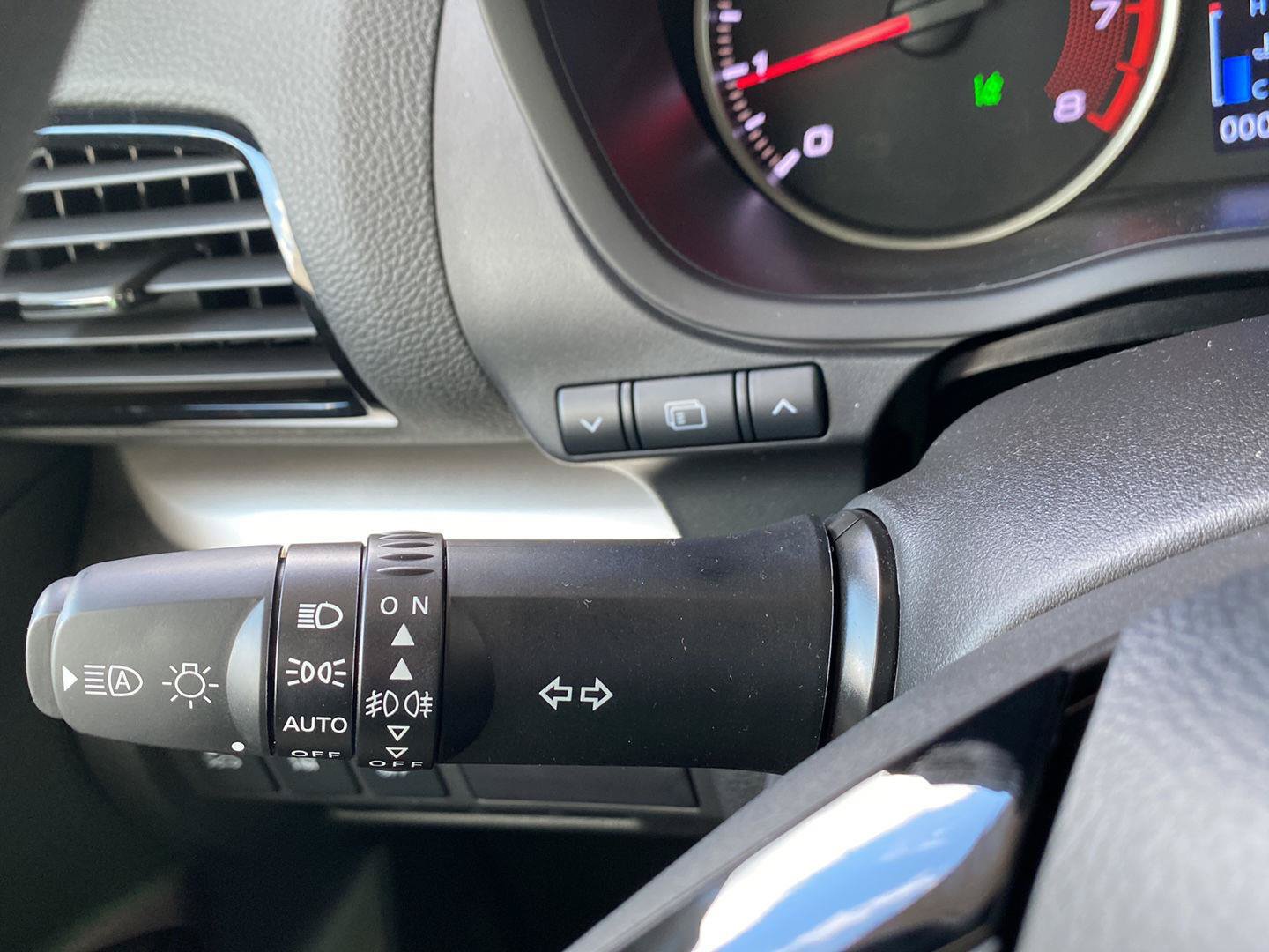 New 2026 Mitsubishi Eclipse Cross LE AWD/4WD image 28