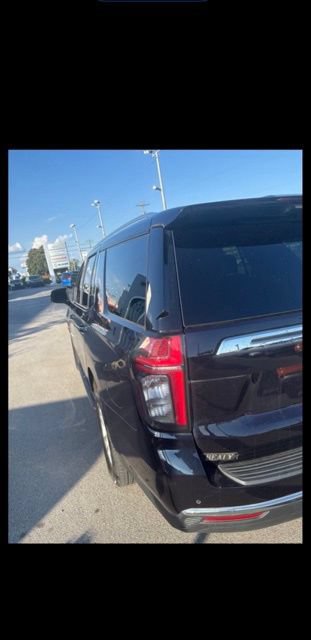 Used 2023 Chevrolet Tahoe LT w/ Luxury Package AWD/4WD image 14