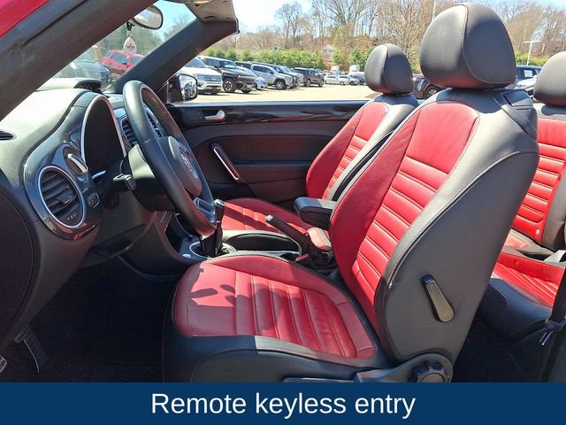 Used 2013 Volkswagen Beetle 2.0T image 2