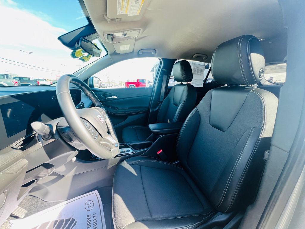 Used 2025 Buick Encore GX Preferred image 19