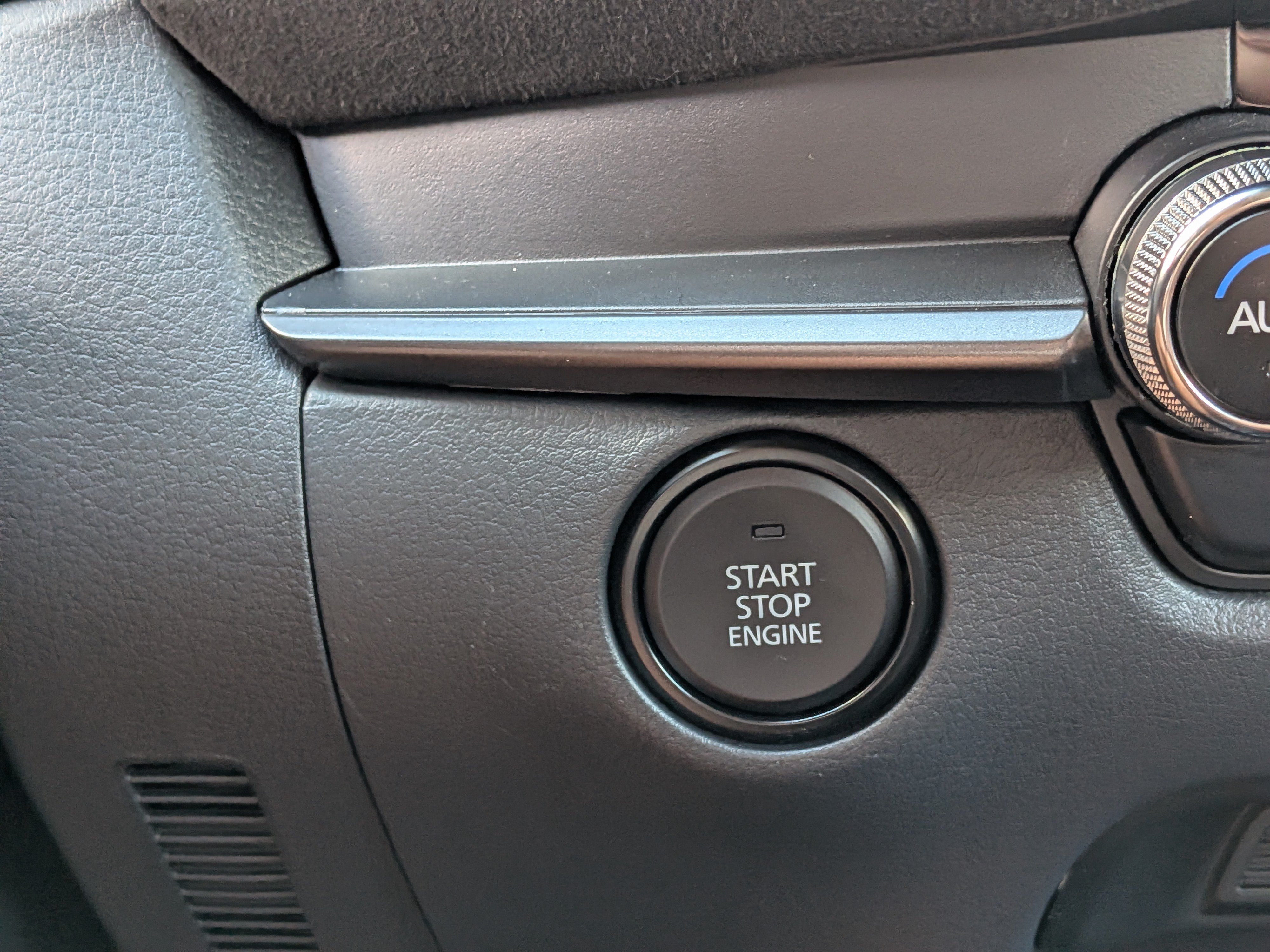 Certified 2024 MAZDA CX-30 Carbon AWD/4WD image 30