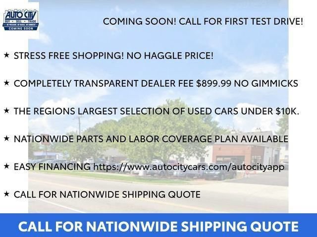 Used 2004 Lincoln Town Car Ultimate RWD image 10
