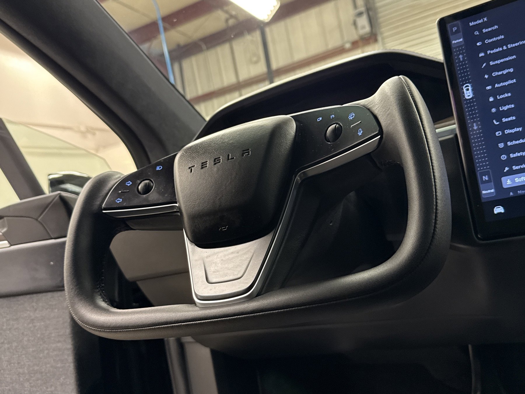 Used 2023 Tesla Model X image 10