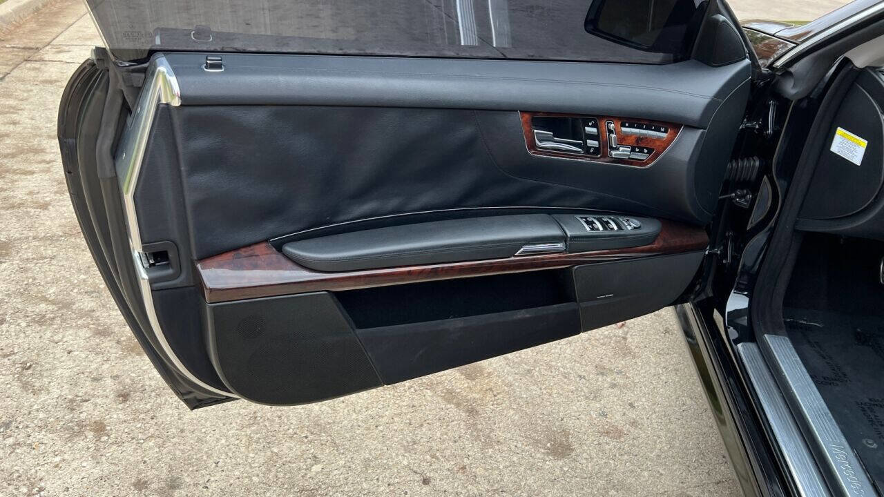 Used 2010 Mercedes-Benz CL 550 CL 550 4MATIC AWD 2dr Coupe image 46