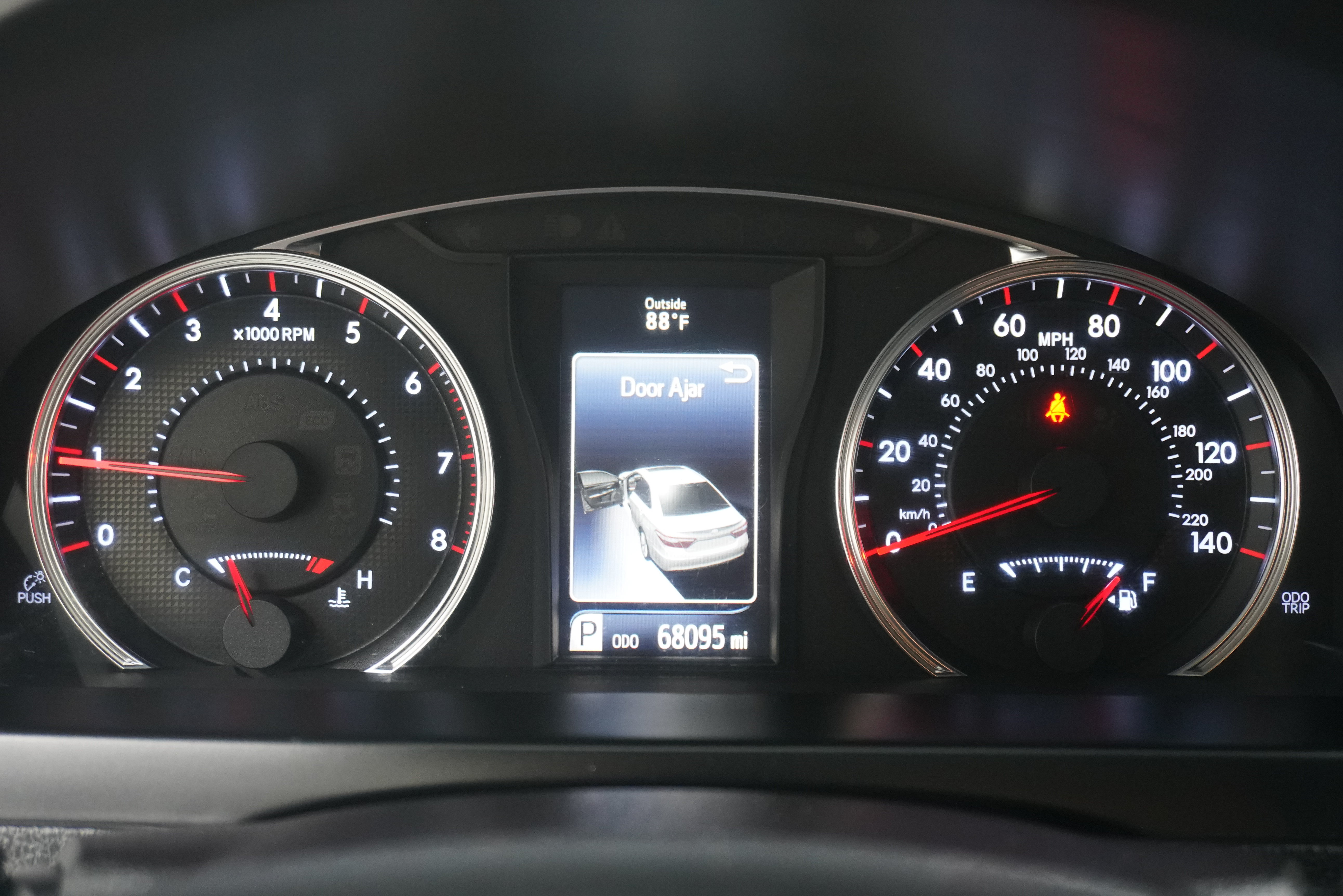 Used 2016 Toyota Camry SE FWD image 17