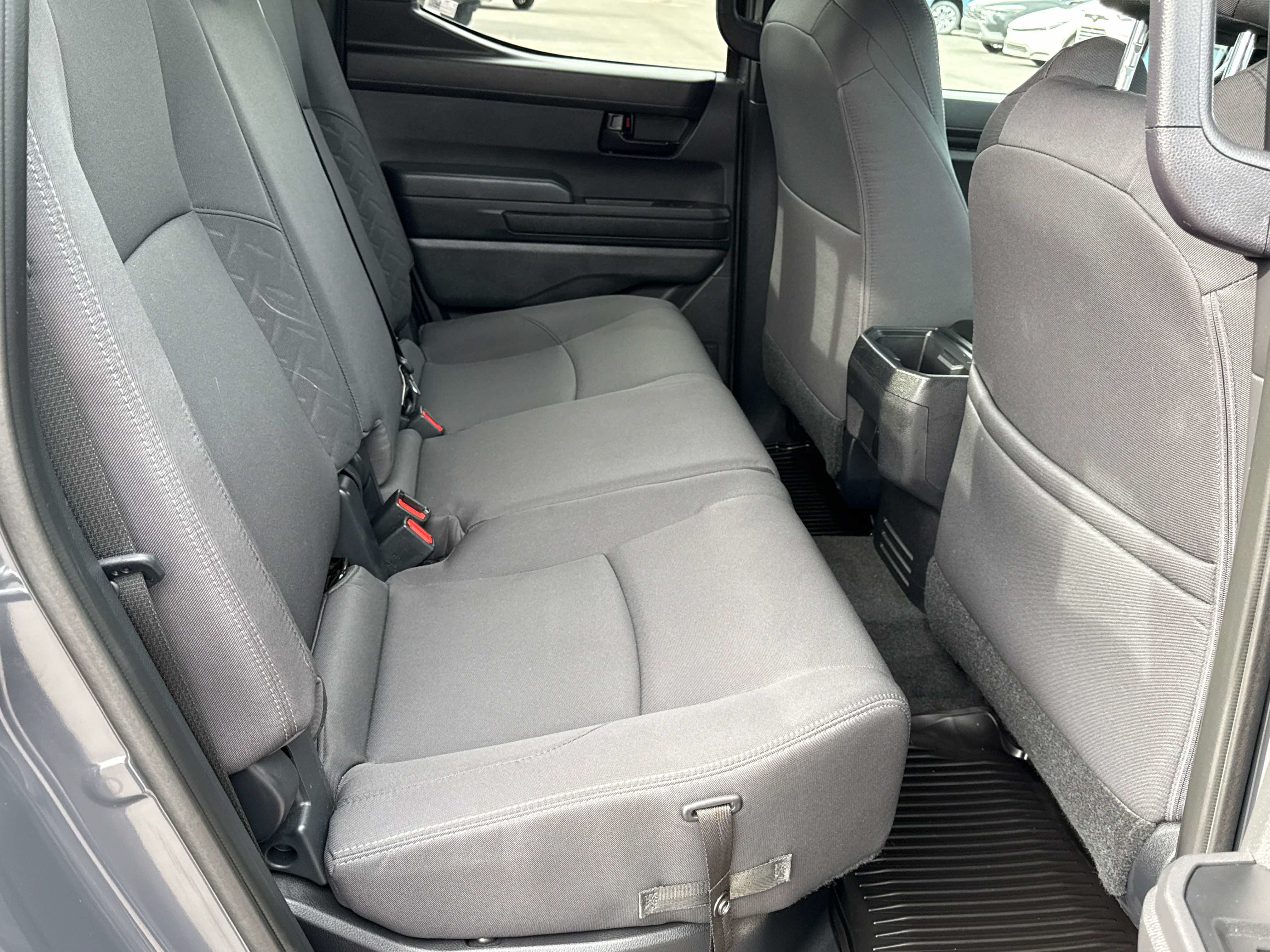 Used 2024 Toyota Tacoma SR5 AWD/4WD image 21