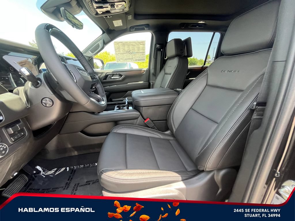 New 2026 GMC Yukon XL Denali w/ Denali Reserve Package AWD/4WD image 10