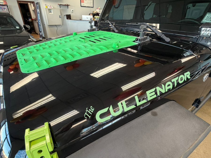 Used 2013 Jeep Wrangler Unlimited Rubicon w/ Connectivity Group image 15