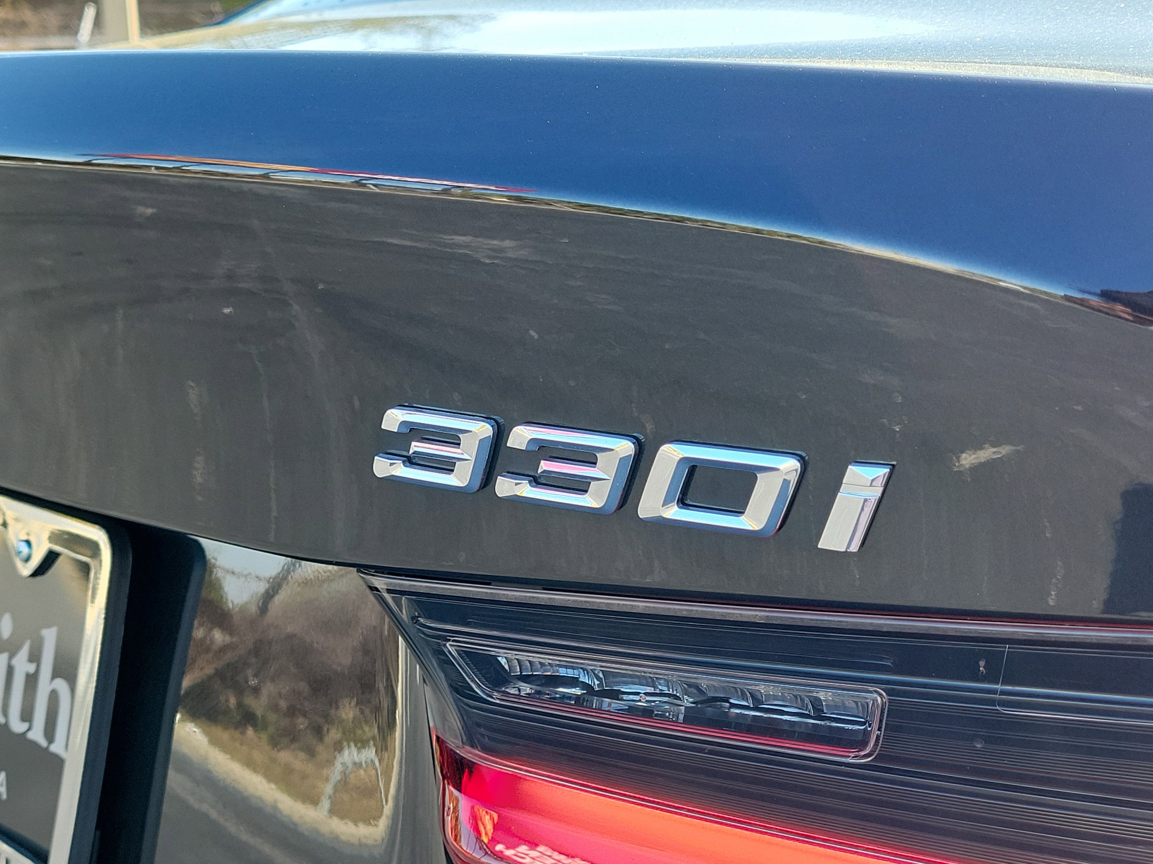Used 2025 BMW 330i Sedan RWD image 5