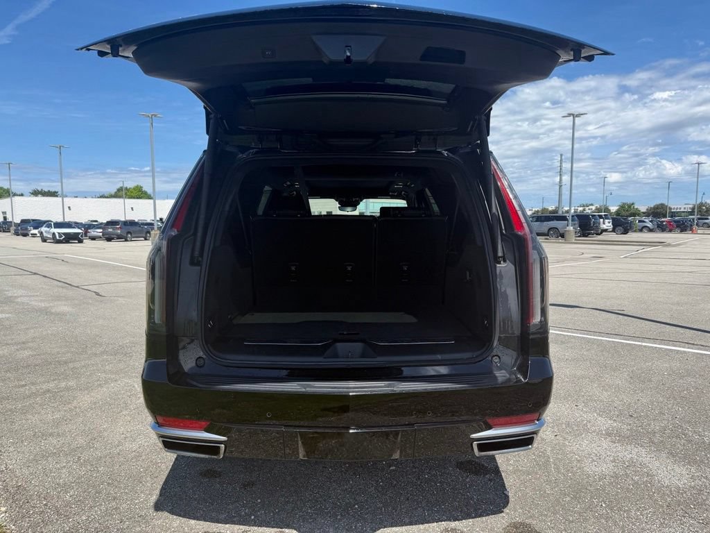 Certified 2024 Cadillac Escalade ESV Premium Luxury Platinum AWD/4WD image 13