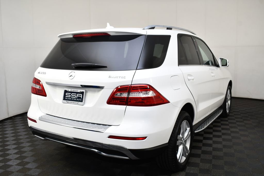 Used 2015 Mercedes-Benz ML 250 BlueTEC 4MATIC image 7