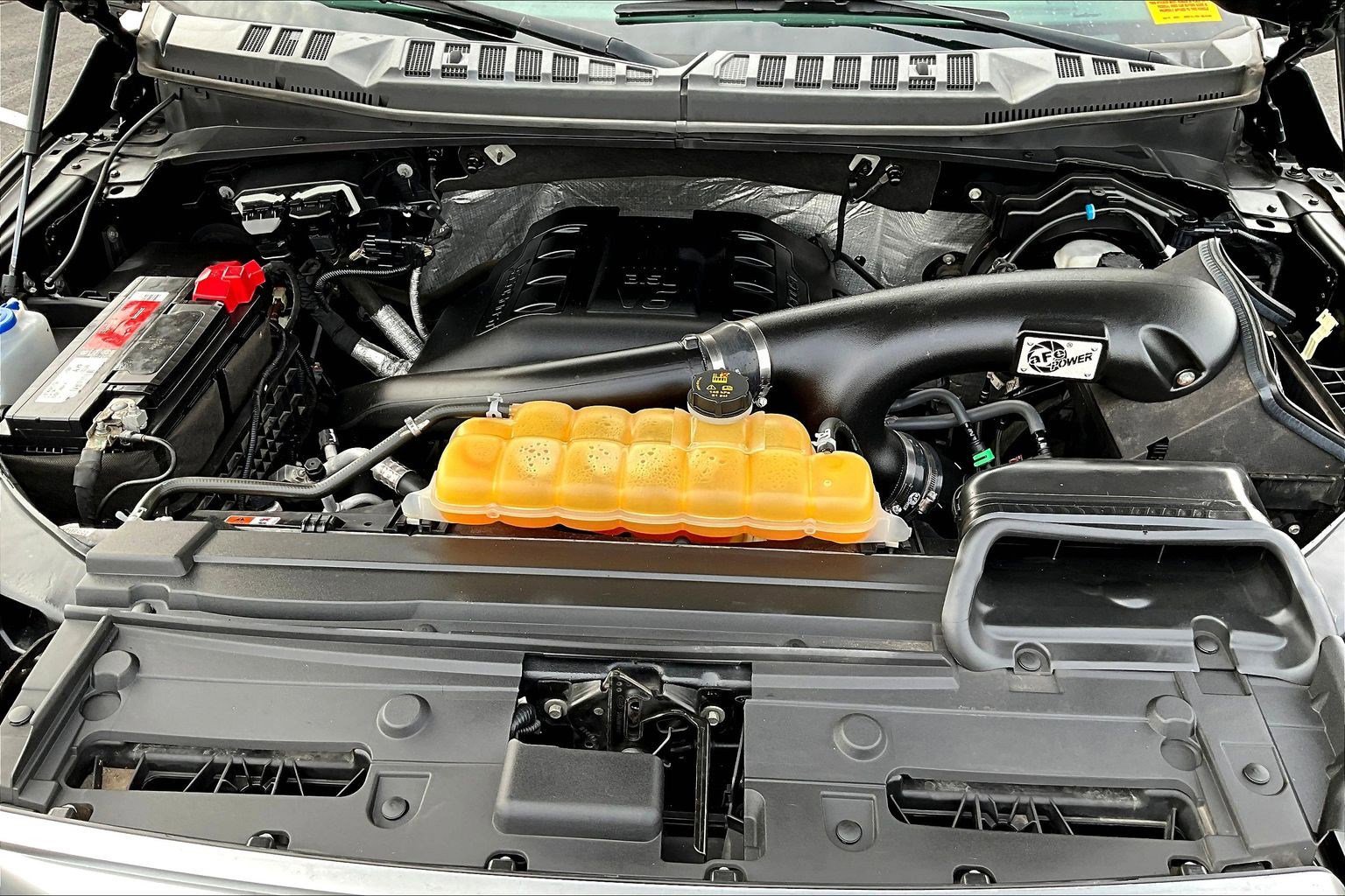 Used 2016 Ford F150 Platinum w/ Equipment Group 701A Luxury image 32