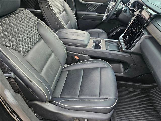 Used 2024 GMC Acadia Denali w/ Super Cruise Package FWD image 19