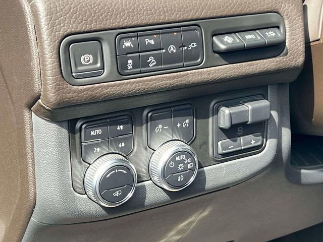 Used 2021 GMC Yukon XL Denali w/ Denali Ultimate Package image 22