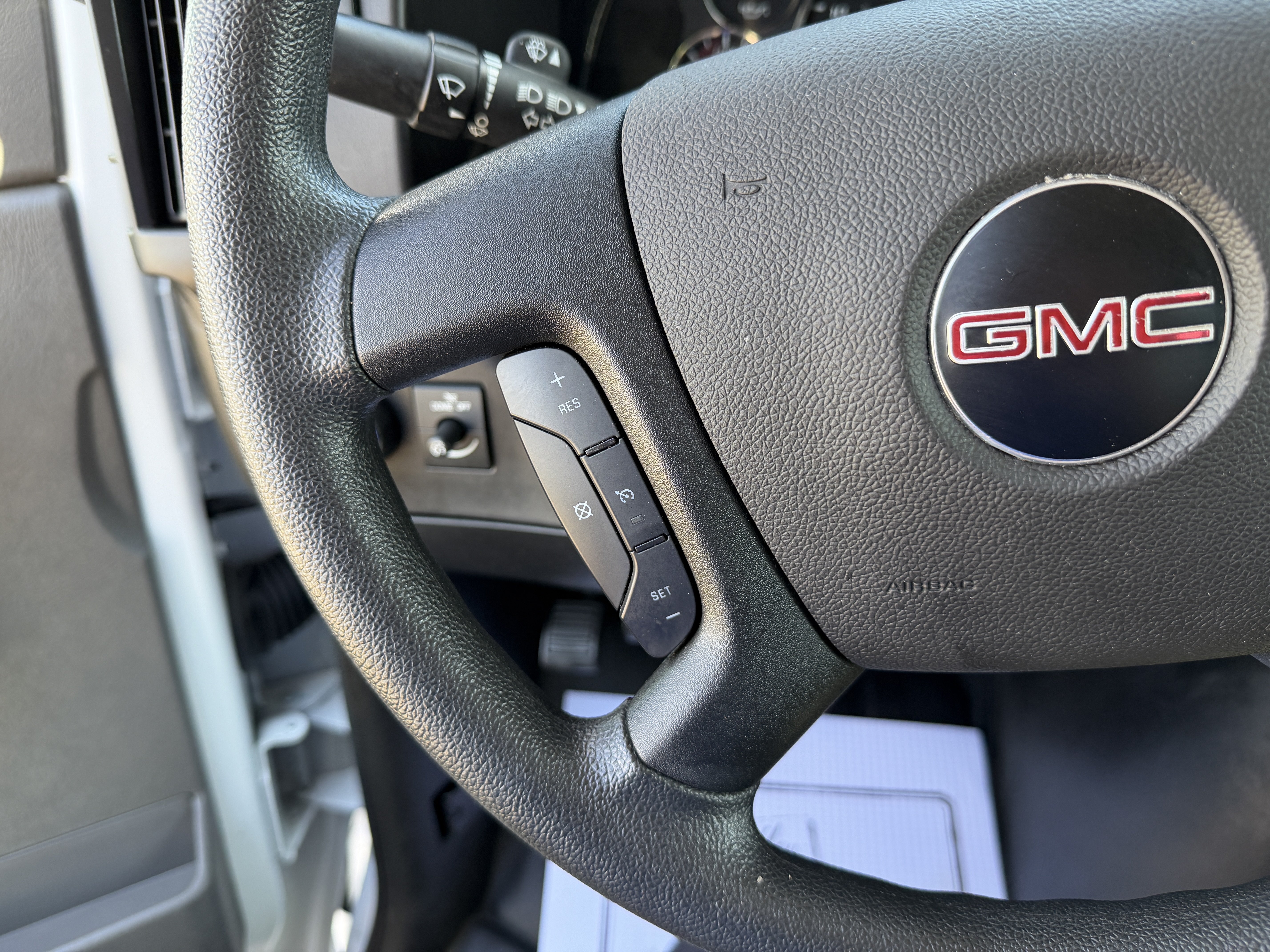 Used 2024 GMC Savana 2500 w/ Driver Convenience Package RWD image 16