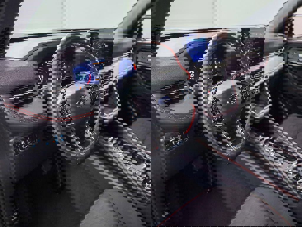 Certified 2025 Ford Explorer ST-Line image 12