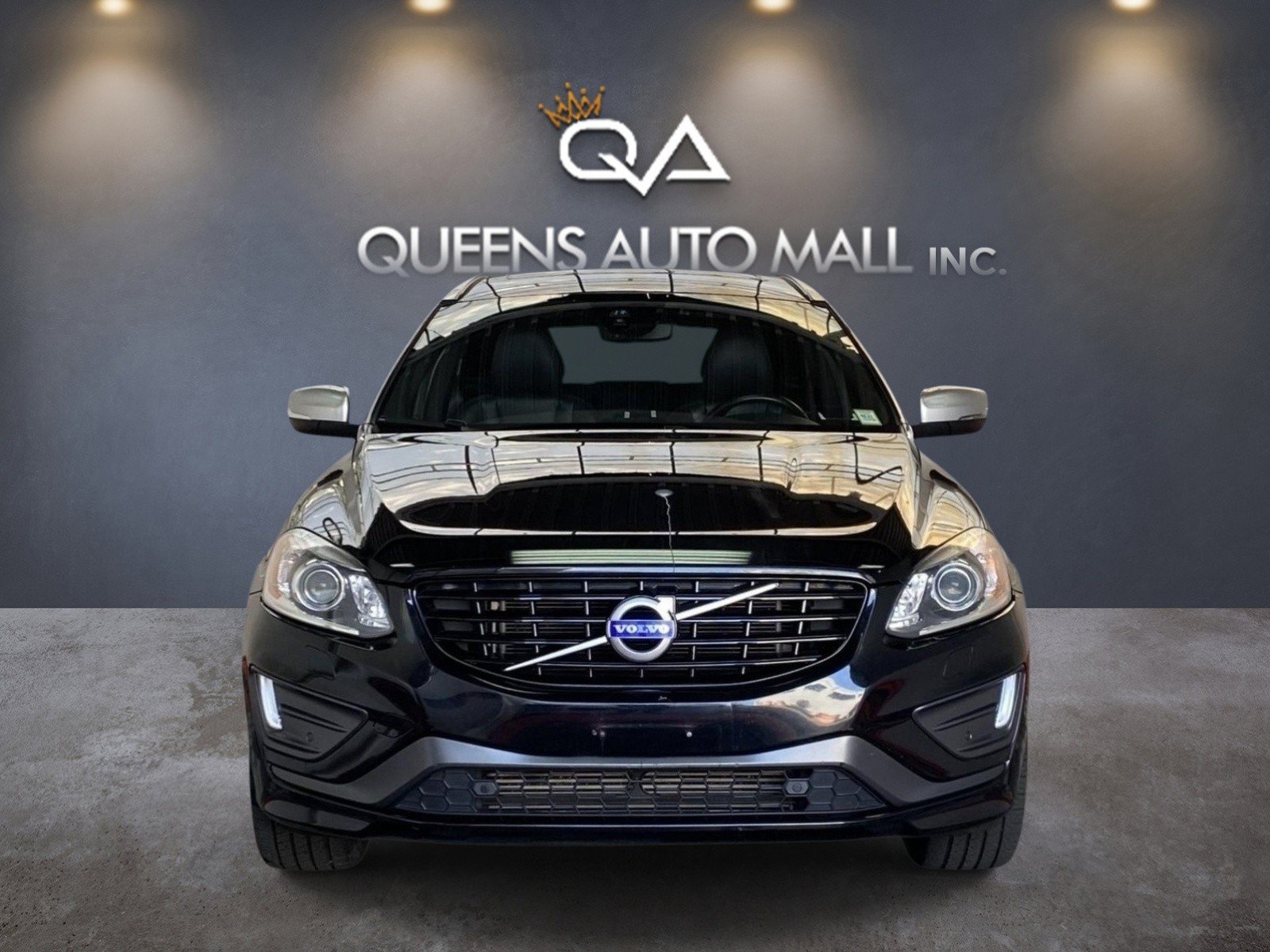 Used 2016 Volvo XC60 T6 R-Design w/ Proximity Package AWD/4WD image 2