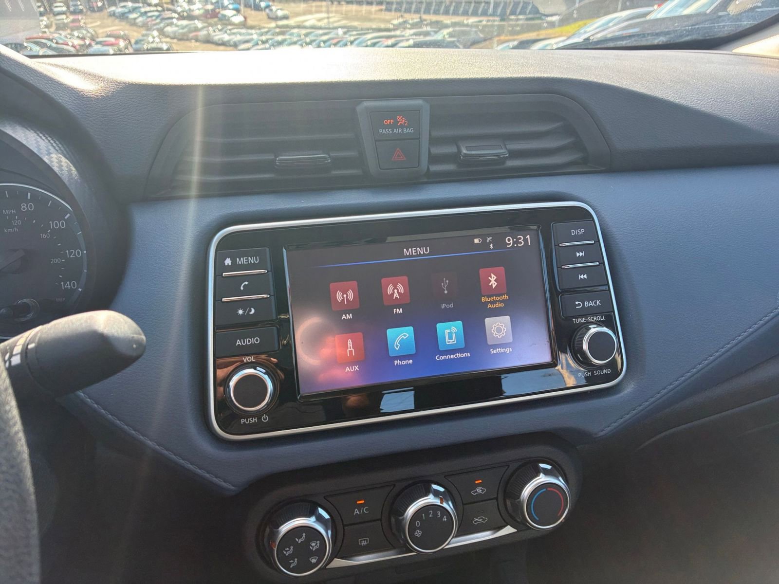 Used 2025 Nissan Versa SV image 17