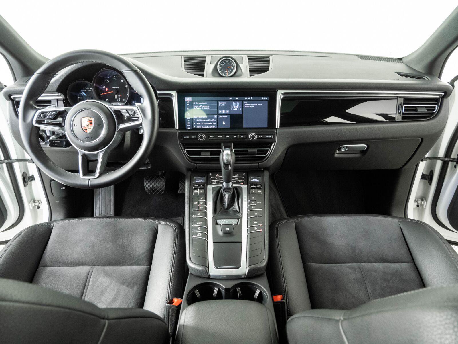 Used 2021 Porsche Macan AWD/4WD image 17