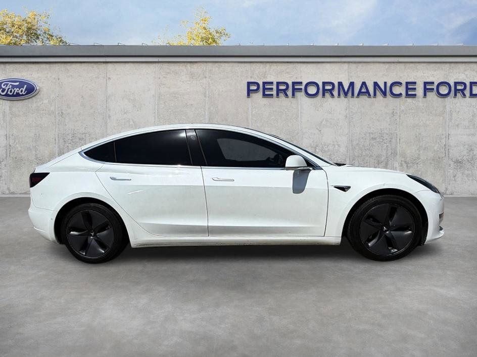 Used 2020 Tesla Model 3 image 6