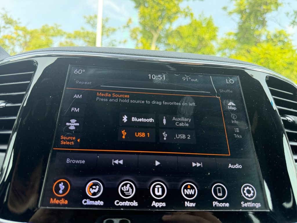 Used 2020 Jeep Grand Cherokee Altitude AWD/4WD image 20