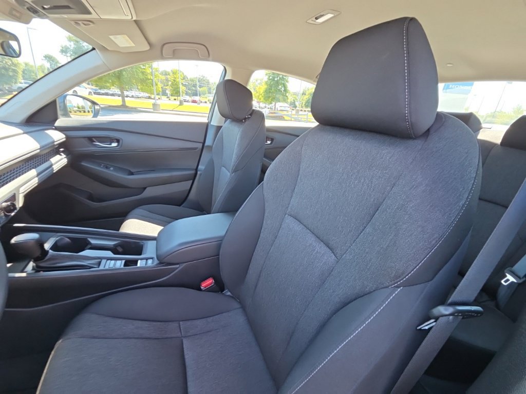 Used 2023 Honda Accord LX image 23