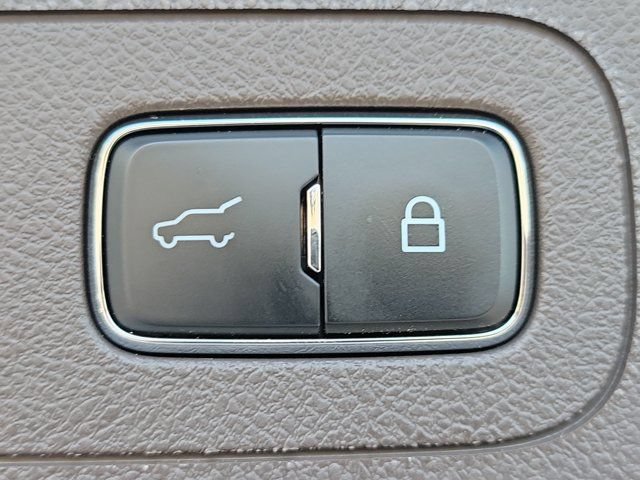 Certified 2023 Lincoln Aviator Reserve w/ Elements Package Plus RWD image 9
