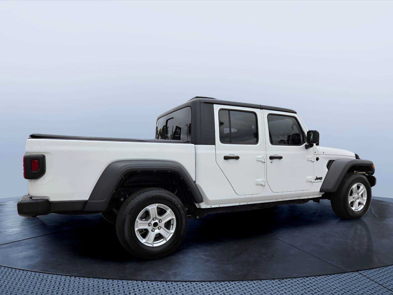 Used 2023 Jeep Gladiator Sport w/ Trailer Tow Package AWD/4WD image 5