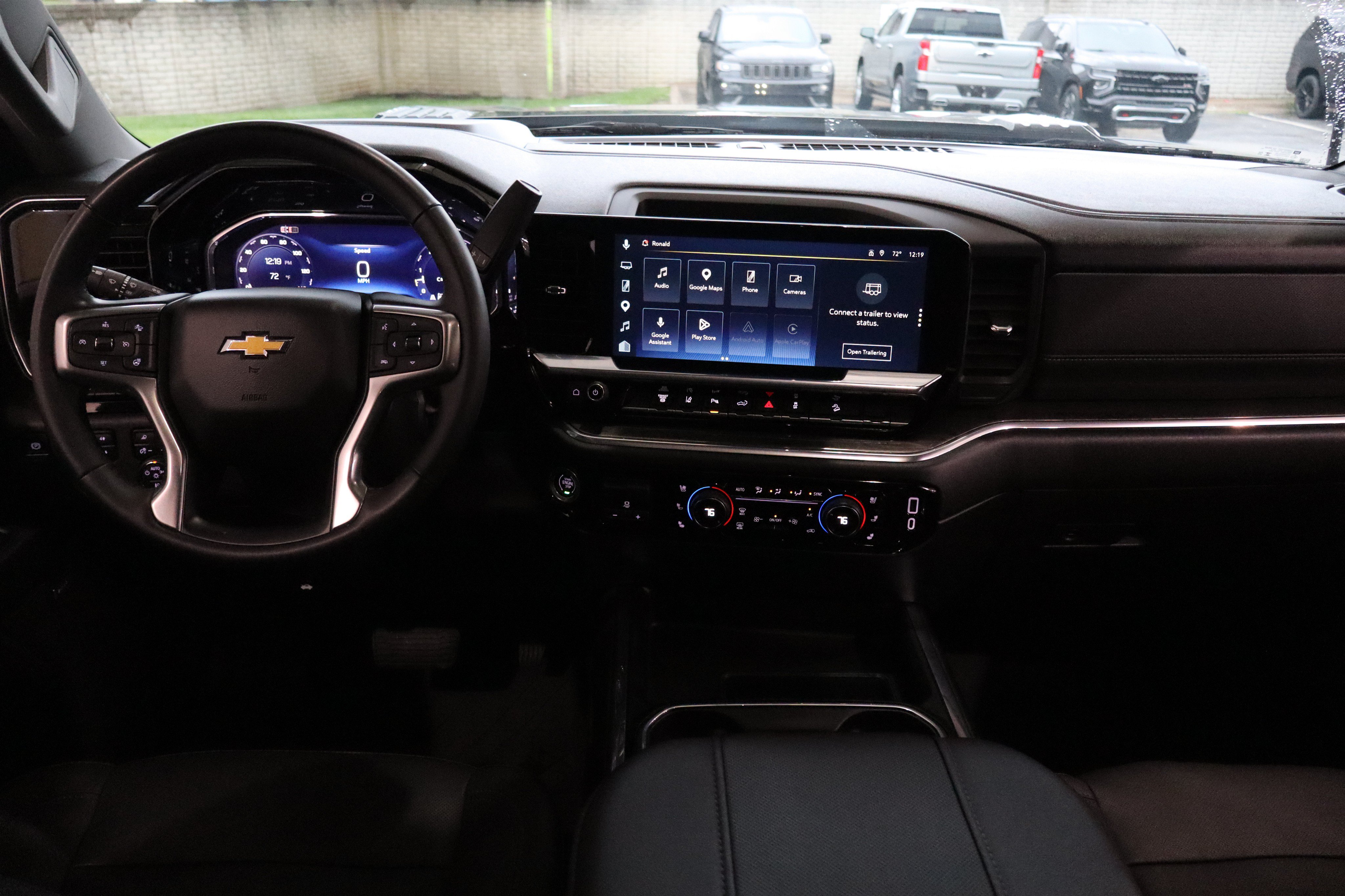 Used 2024 Chevrolet Silverado 3500 LTZ w/ LTZ Premium Package AWD/4WD image 15