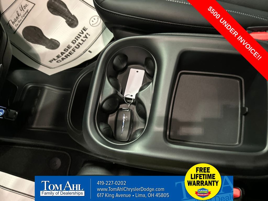 New 2026 Chrysler Voyager LX image 19